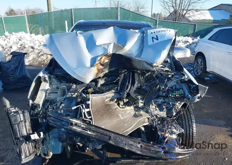 2013 Hyundai Tucson Limited z USA, uszkodzony, nr VIN KM8JU3AC5DU736588